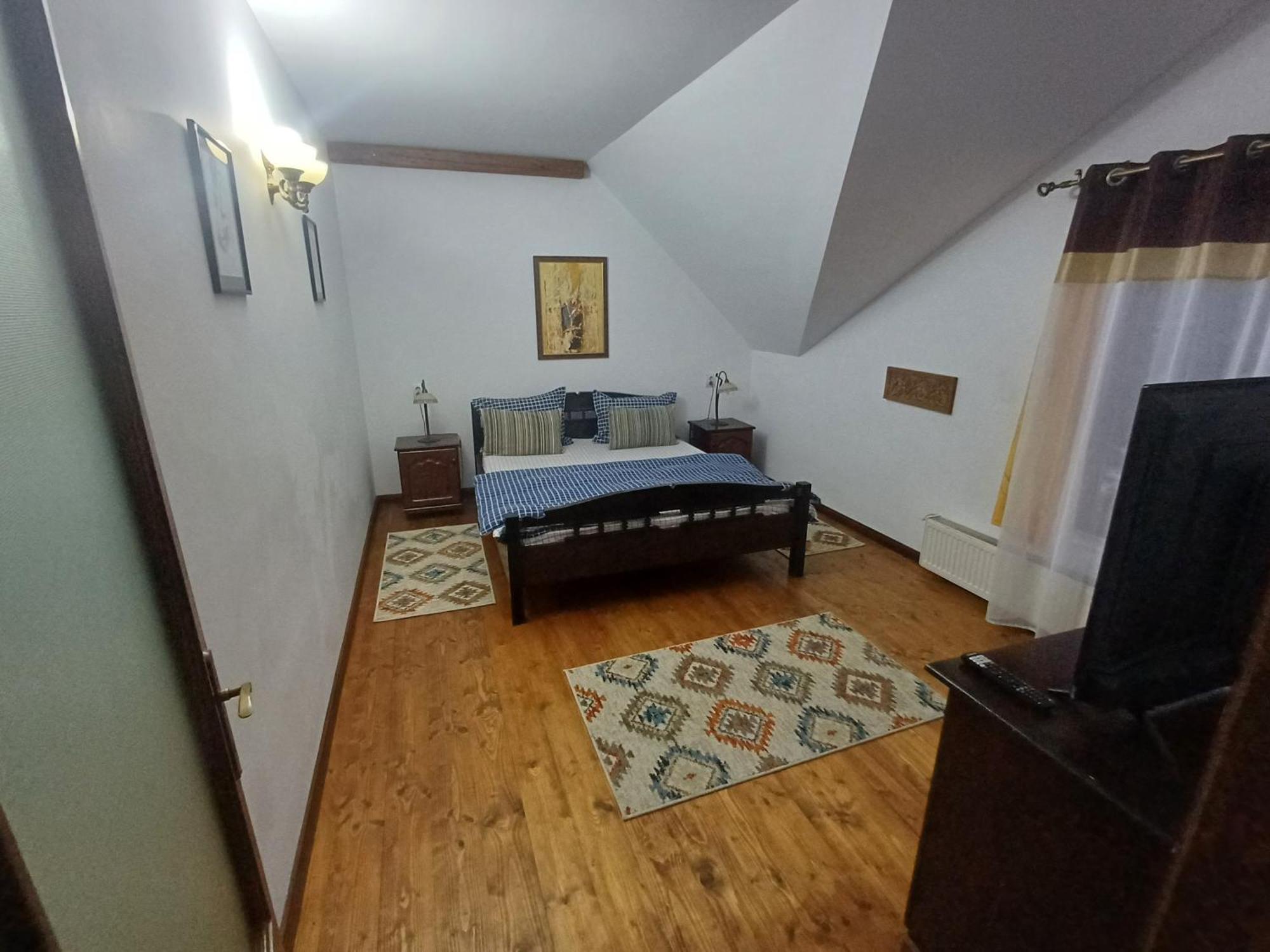 Casa Romana Ieşelniţa Esterno foto