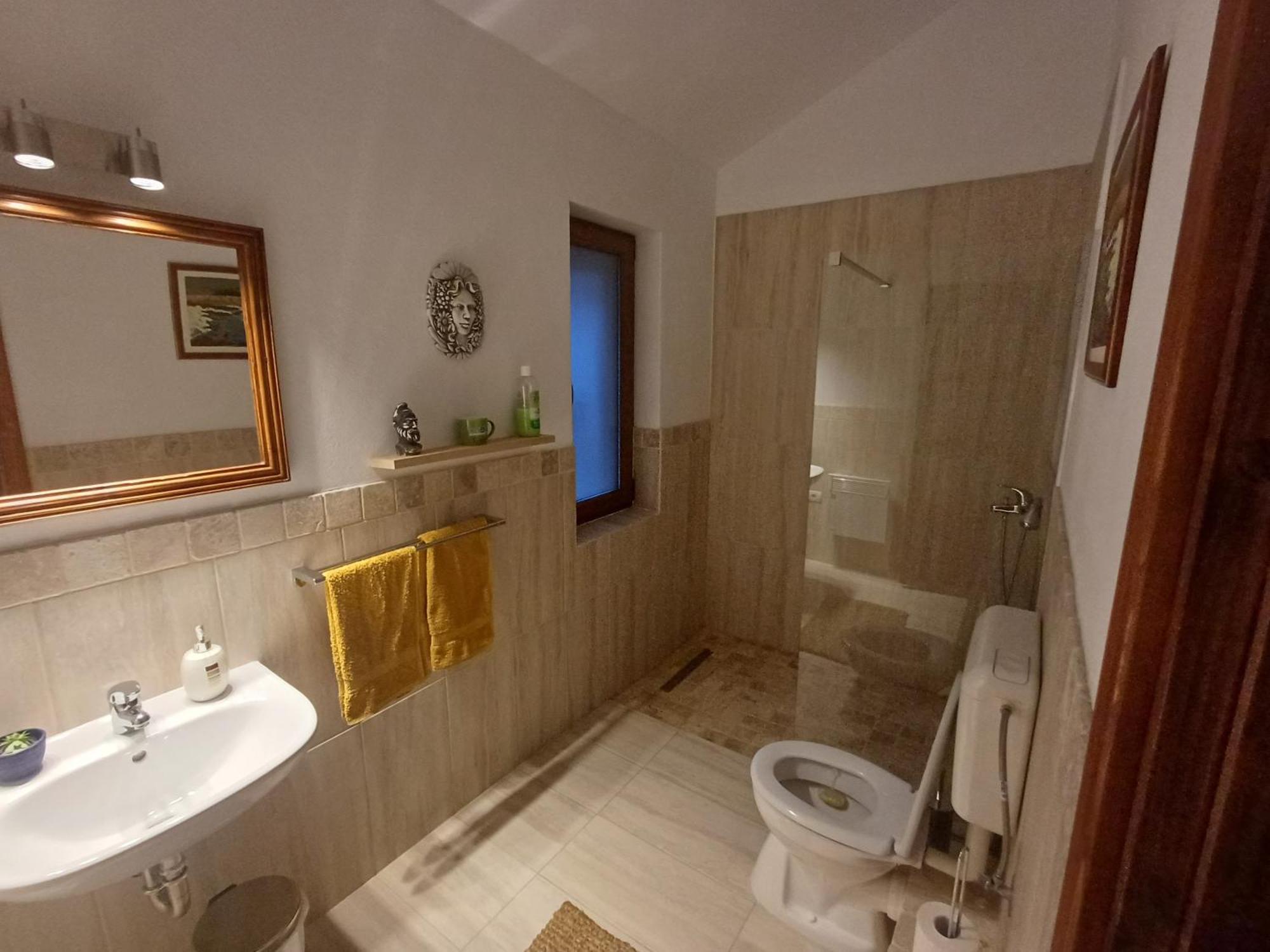Casa Romana Ieşelniţa Esterno foto