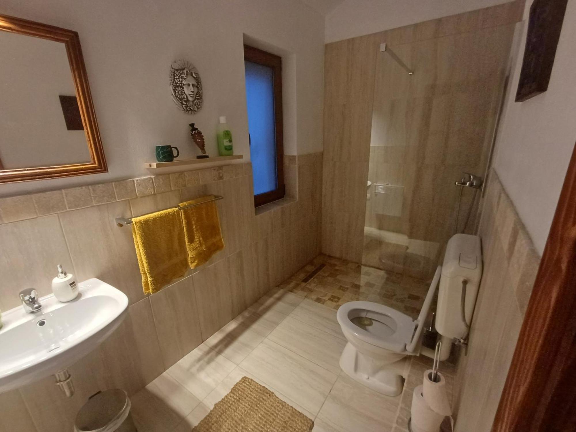 Casa Romana Ieşelniţa Esterno foto
