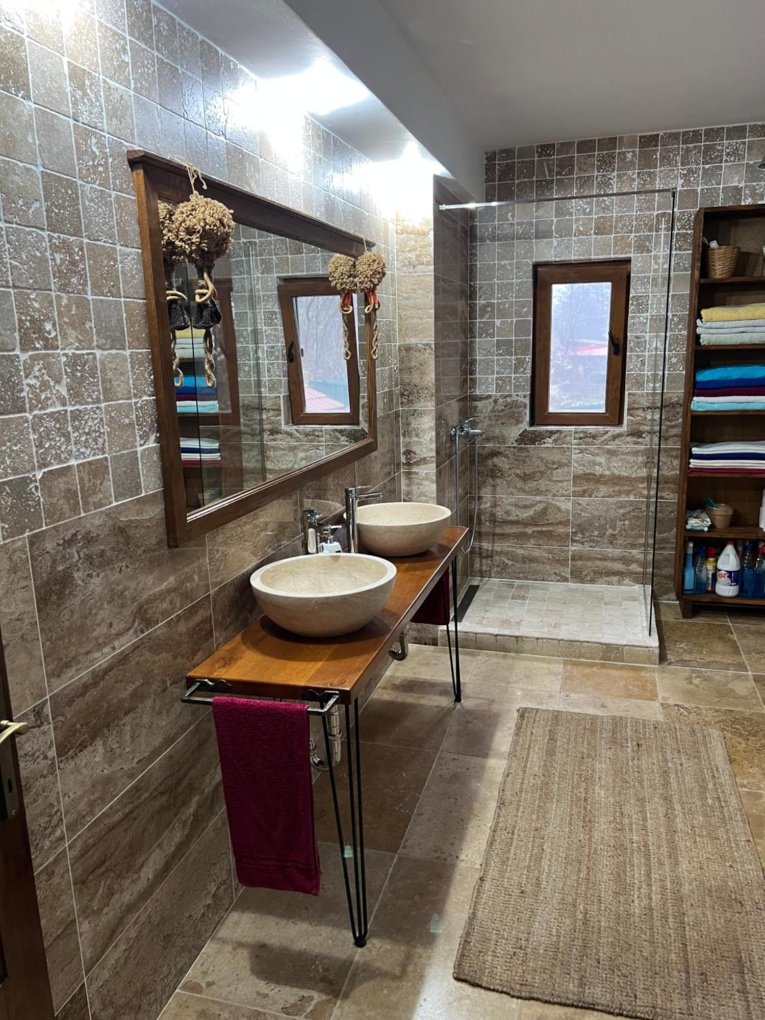 Casa Romana Ieşelniţa Esterno foto